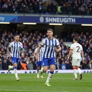 Sheffield Wednesday 3-2 Preston: Màn rượt đuổi kịch tính trên sân nhà
